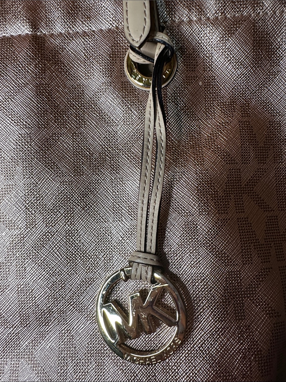 Michael Kors Metallic Rose Tote with Cream Straps - Picture 2 of 8